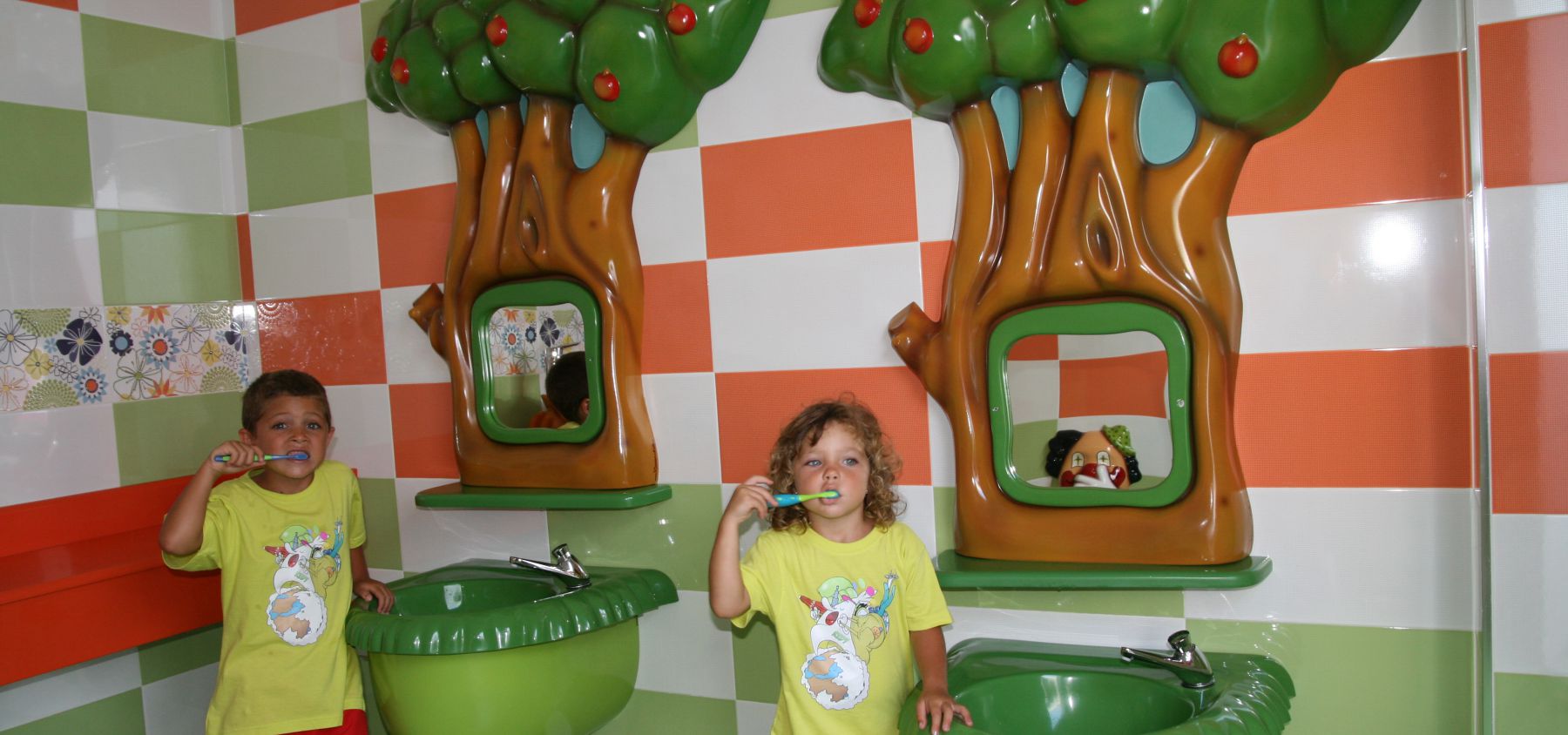 Servicios Camping Don Cactus Costa Tropical de Granada Carchuna